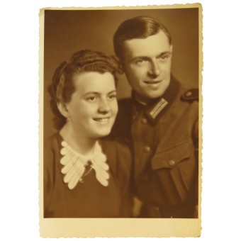 Duitse soldaten foto met vrouw of vriendin. Espenlaub militaria